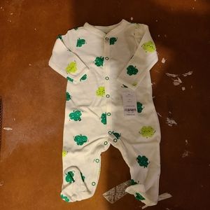 St Patrick's Day sleep and play